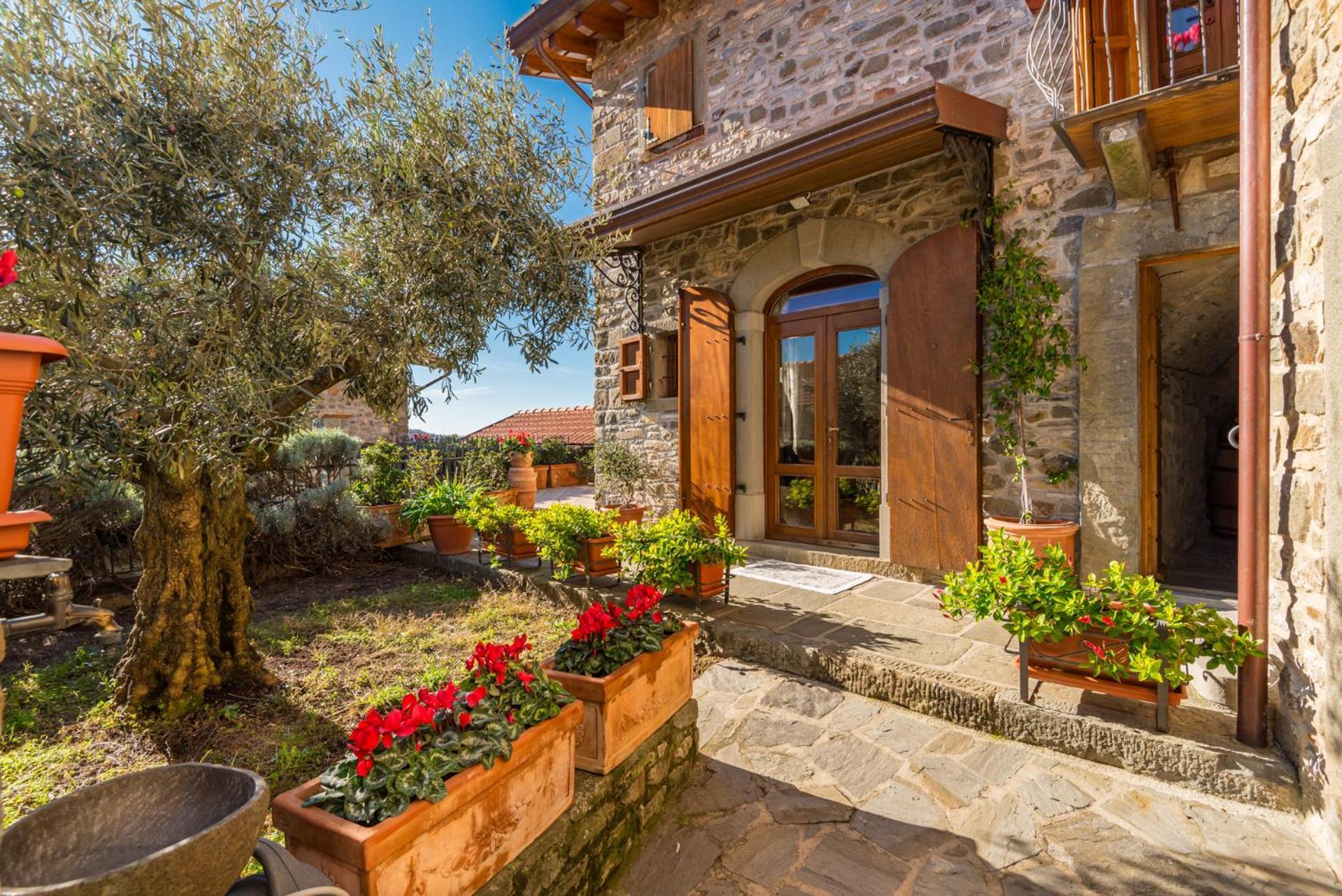 Vivi Luxury Country House 코마노 외부 사진