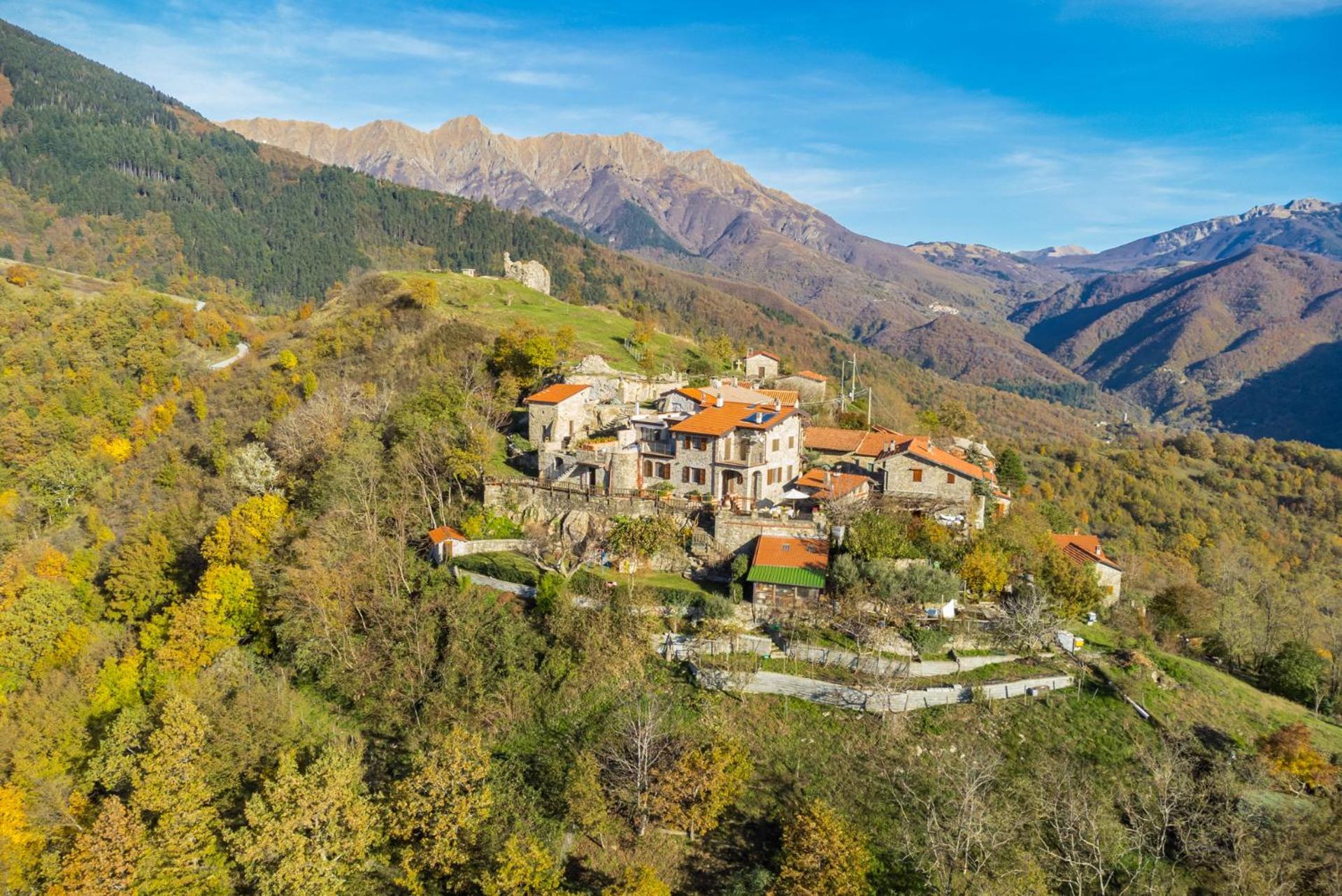 Vivi Luxury Country House 코마노 외부 사진