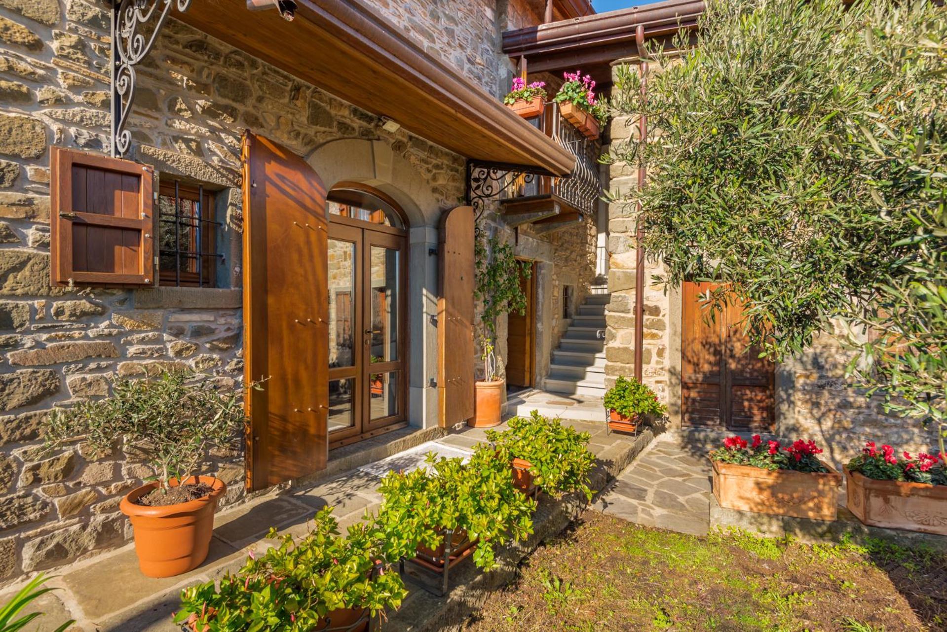 Vivi Luxury Country House 코마노 외부 사진