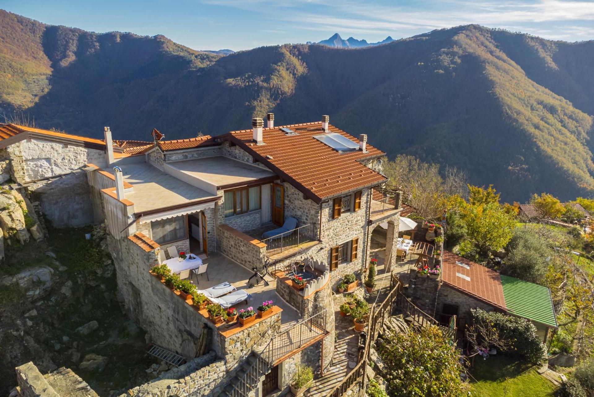 Vivi Luxury Country House 코마노 외부 사진