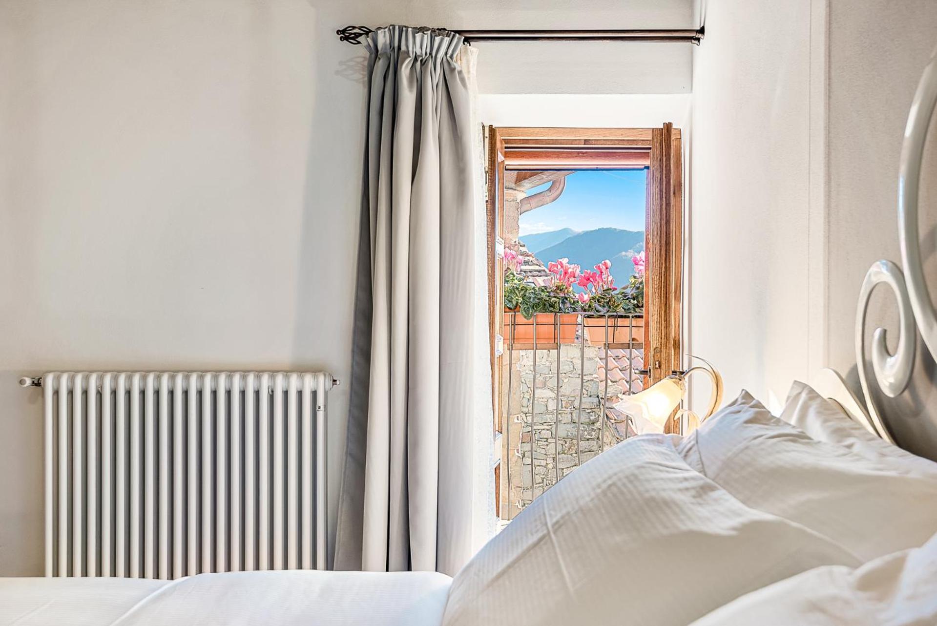 Vivi Luxury Country House 코마노 외부 사진